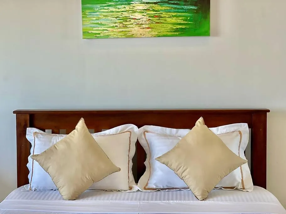 Seascape Retreat Studio 2 Negombo