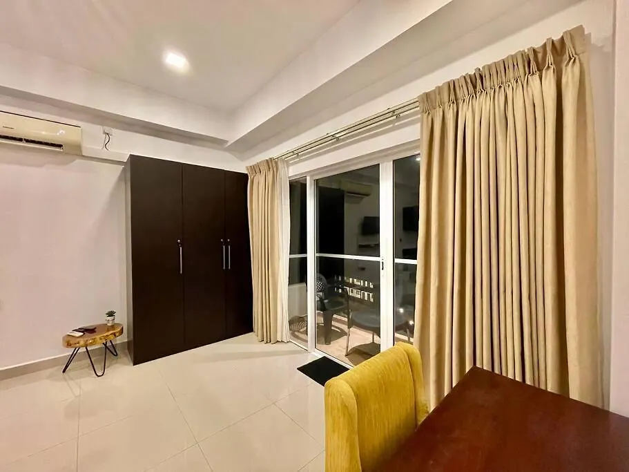 Seascape Retreat Studio 2 Negombo